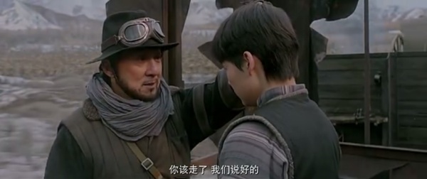 成龙电影里的女儿们,感受着浓浓的父爱,却有一个很蹊跷的共同点