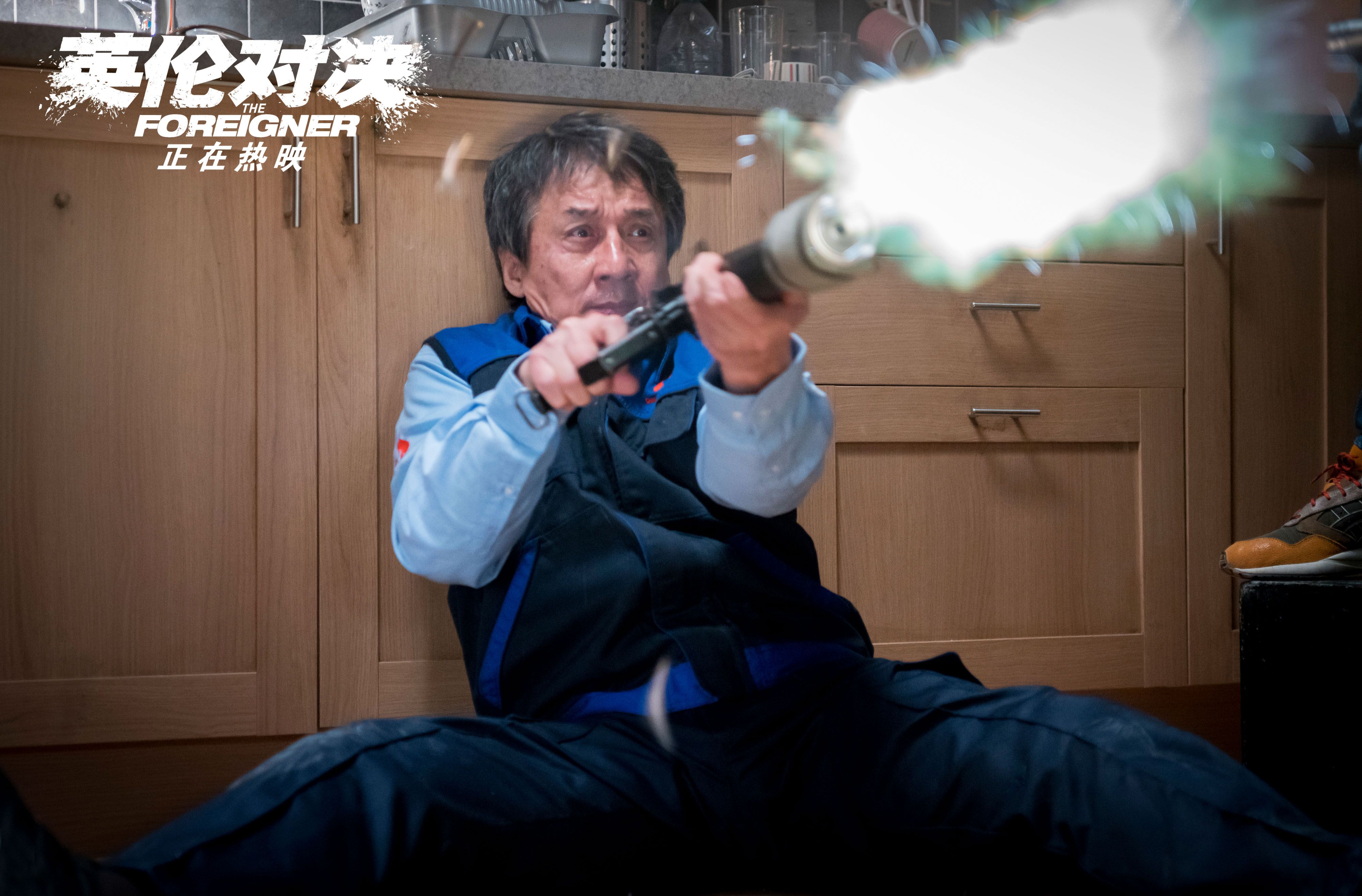 成龙电影里的女儿们,感受着浓浓的父爱,却有一个很蹊跷的共同点