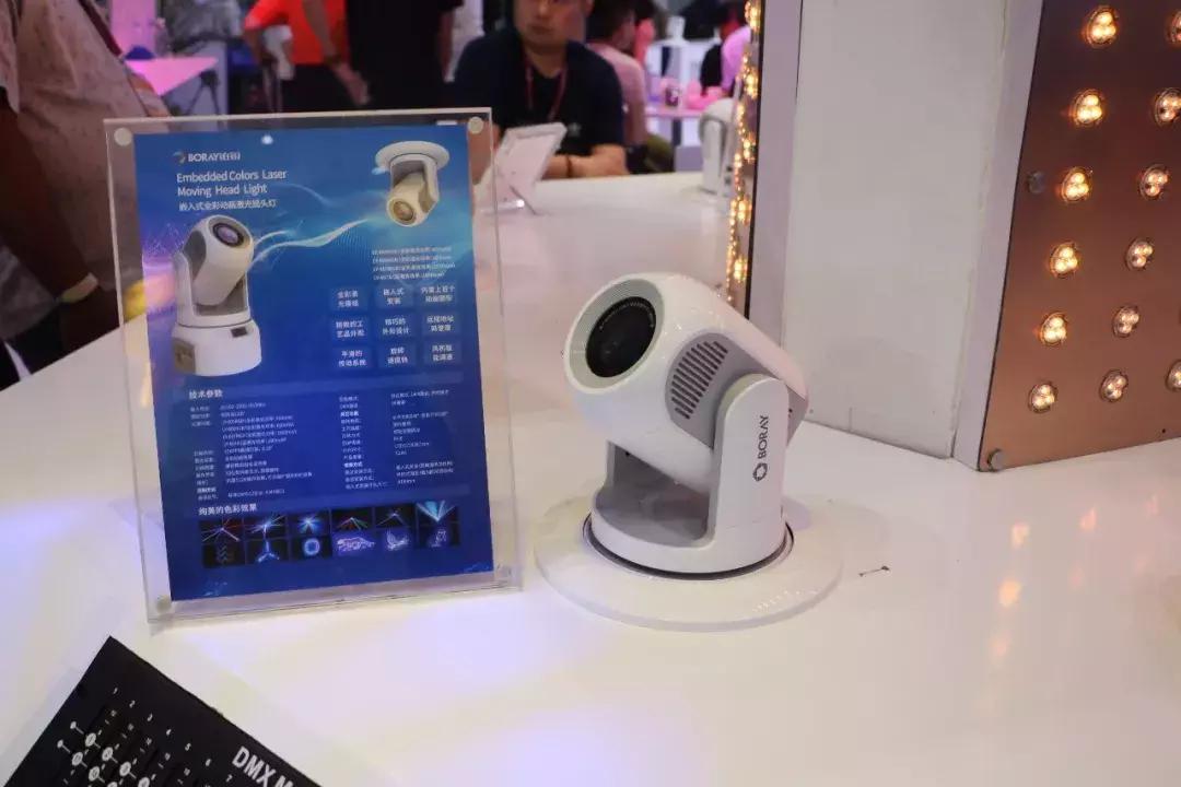 广展娱乐KTV参展商各出奇招多款新品让人目不暇给—阜新声艺视听