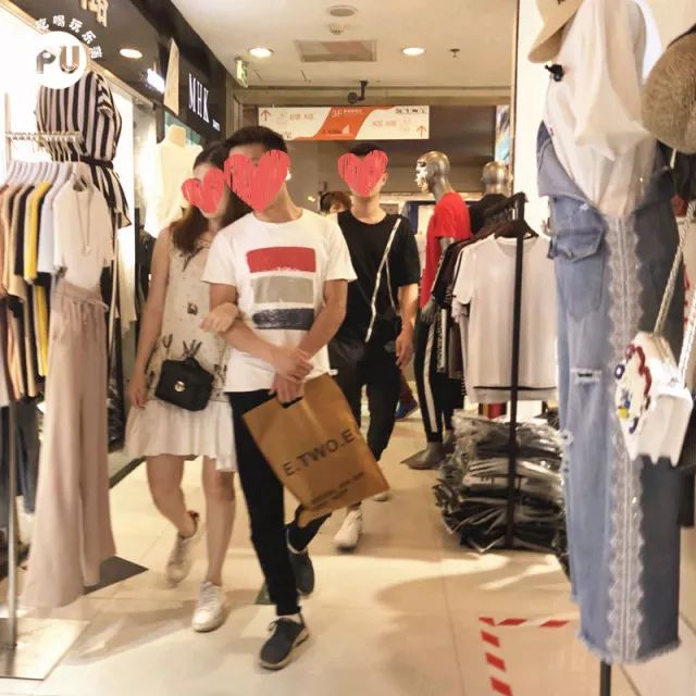 在小红书卖衣服,在小红书爆火的产品