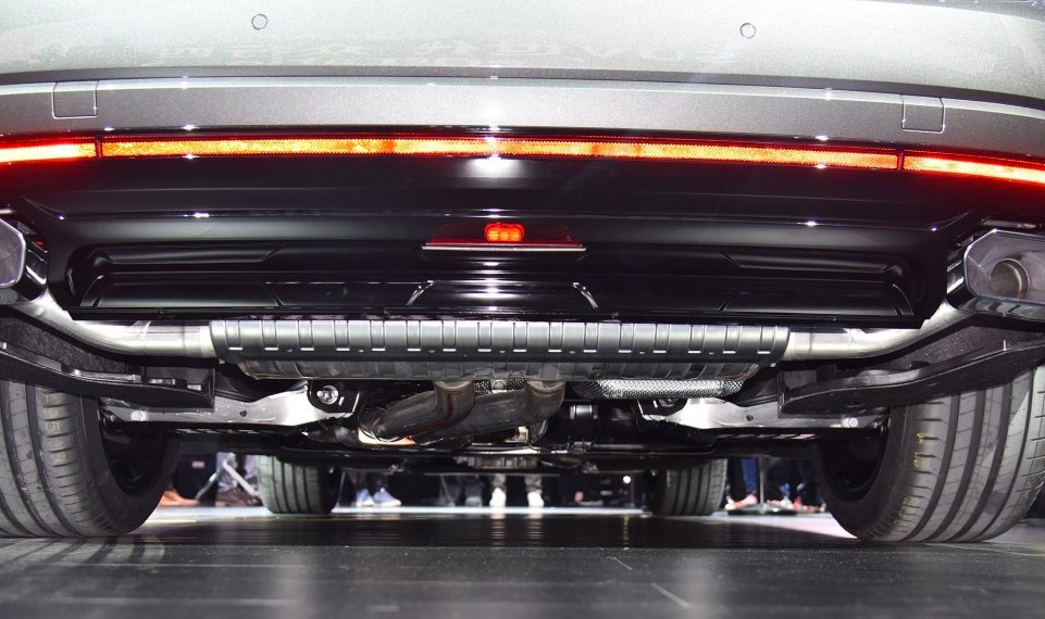 保时捷卡宴减重,新款卡宴和新款途锐