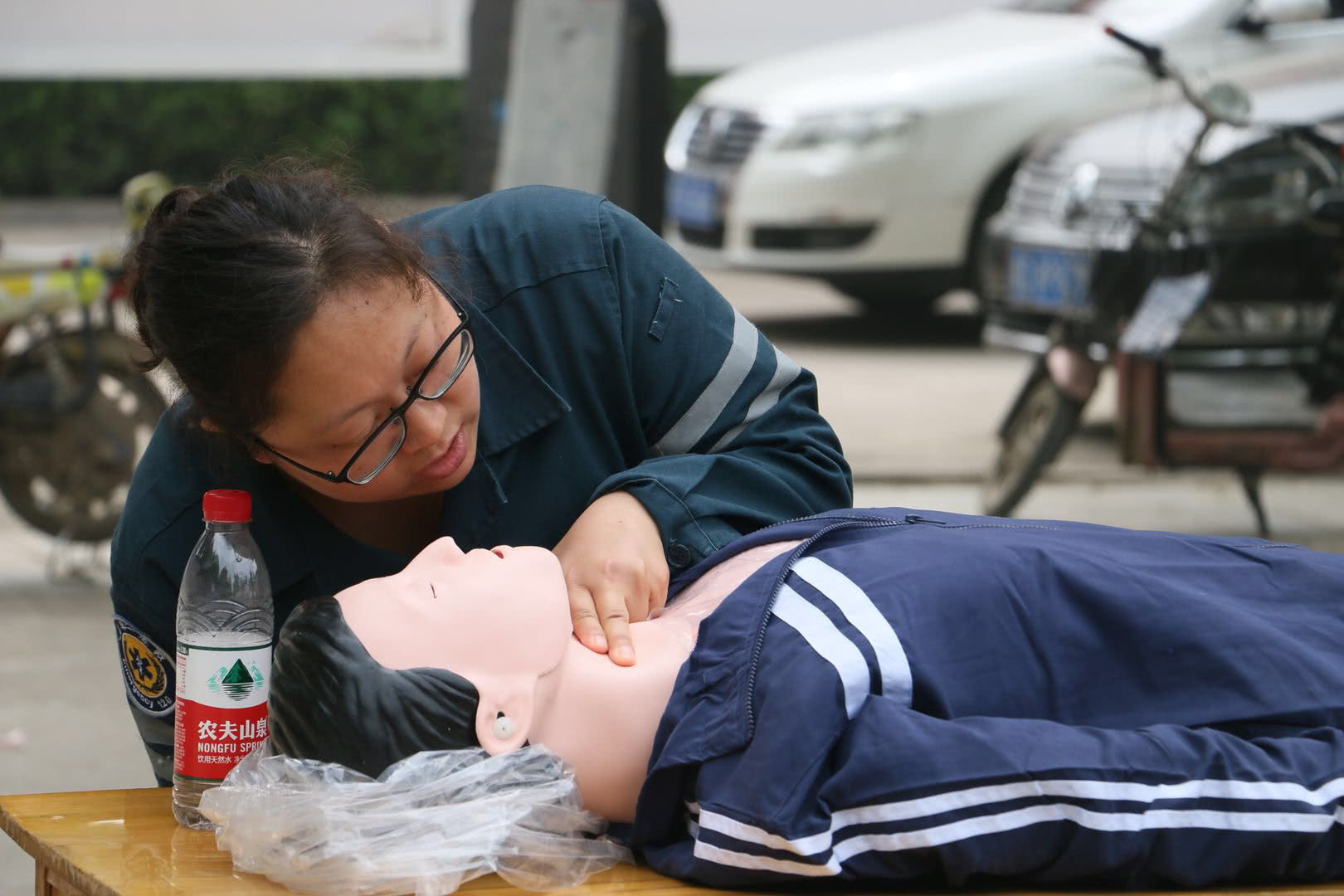 楠ㄧ鍗椾竵鏍煎皵涔夎瘖涓婚,楠ㄧ鍗椾竵鏍煎皵