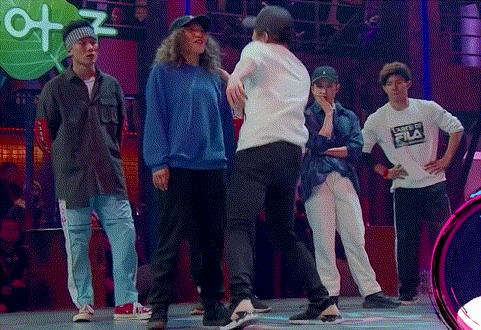 这就是街舞第一季冠军韩宇,韩宇街舞大赛冠军的表演