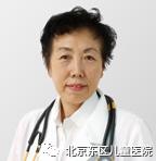 宝宝鼻子上白色点点越来越明显,宝宝鼻子上的小白点越来越多