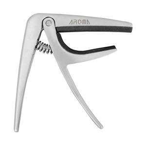 吉他各种效果器都用在哪里,新手弹电吉他一定需要效果器吗