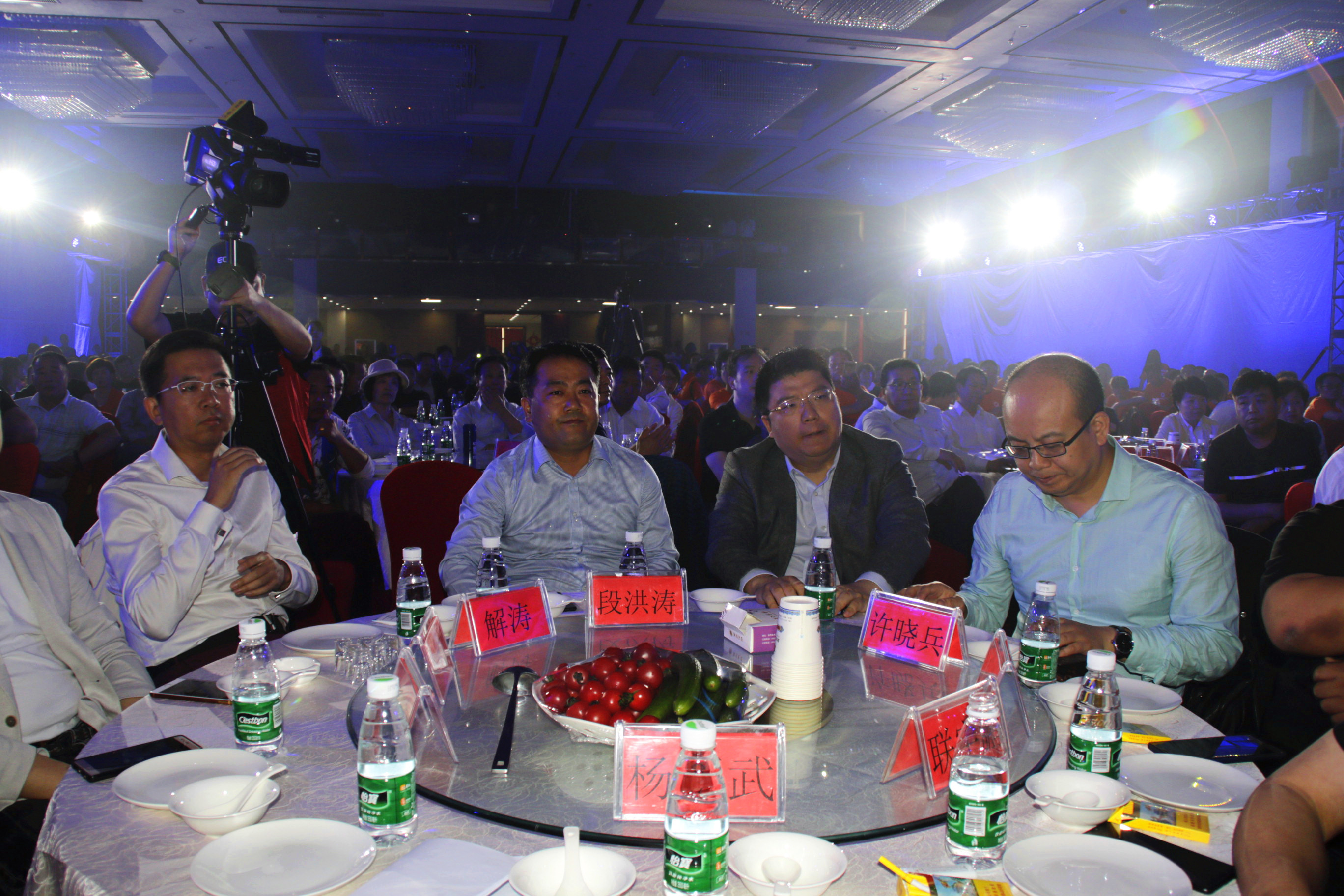 大荔县政府为所有入驻大荔的商户们保驾护航