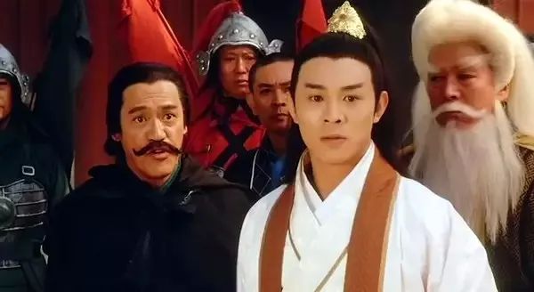 李连杰版的倚天屠龙记解析,倚天屠龙记李连杰版电影是哪一年