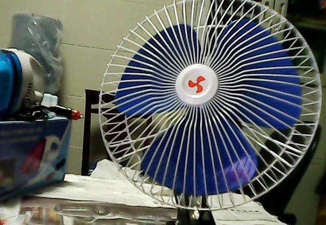 电风扇不摇头是什么原因怎么解决,电风扇不摇头也不转维修教程