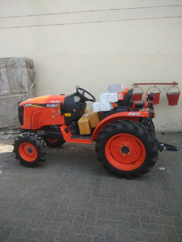 看一下各种大拖拉机的报价和图片,目前最好的一款小型拖拉机