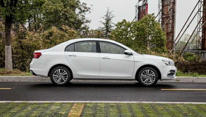 第四代帝豪cvt低配版油耗,帝豪gl和帝豪油耗