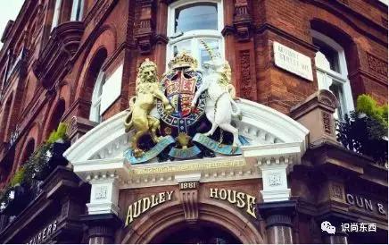 朋克风格的时装周,伦敦时装周2024秋冬