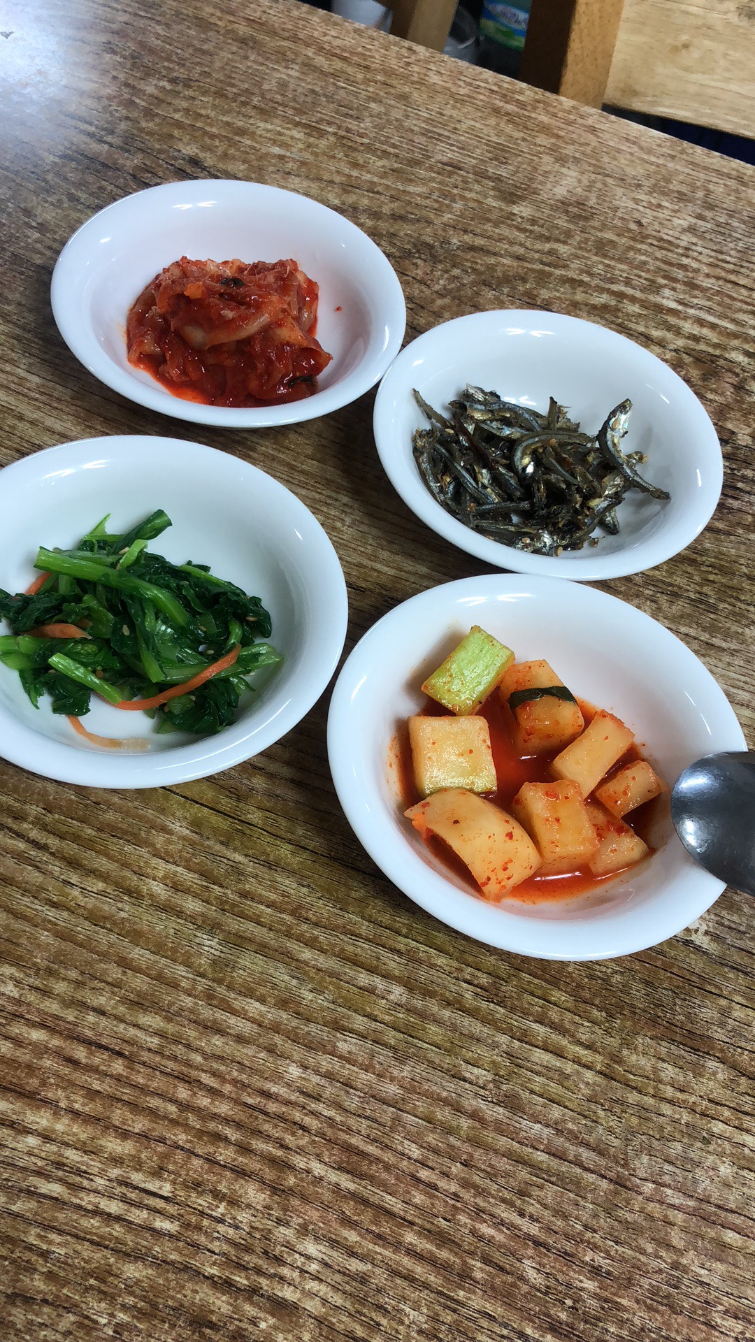 去济州岛买什么化妆品便宜,去济州岛买什么转接头