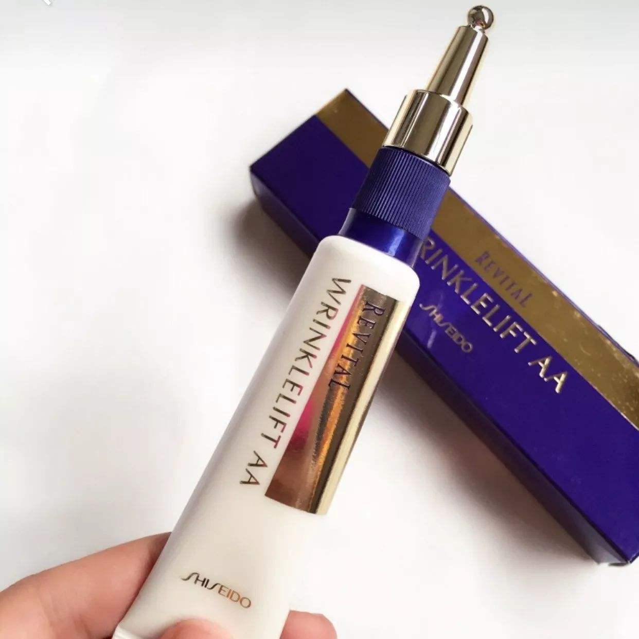 眼霜的正确使用方法顺序,眼霜怎么用才正确的方法