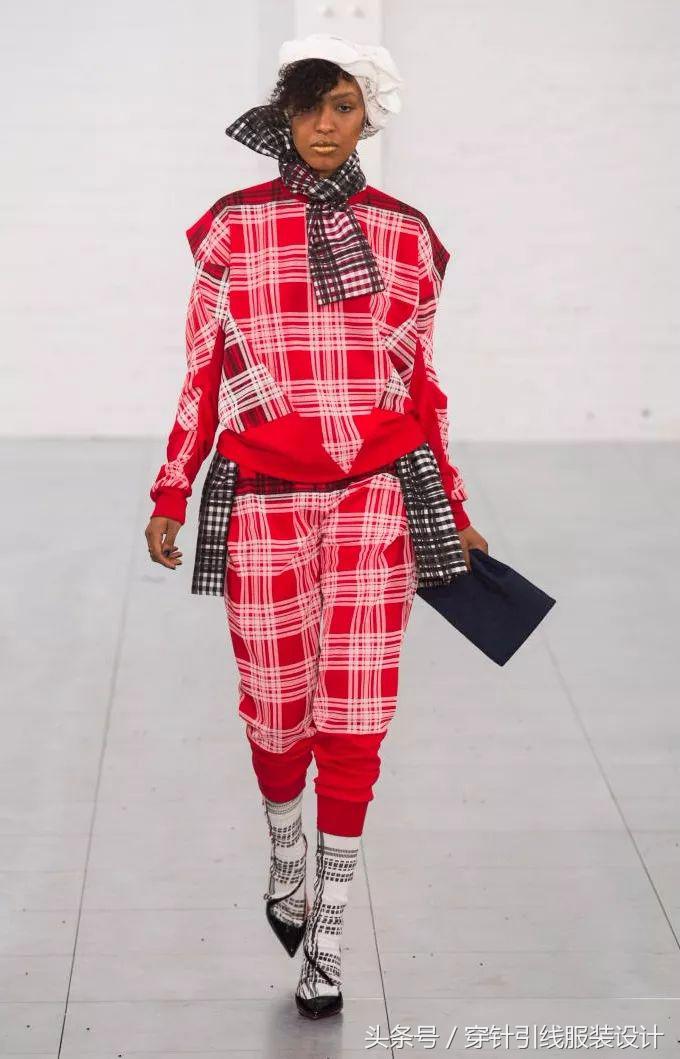 流行跑步运动套装,洋气时尚潮流设计师款运动套装