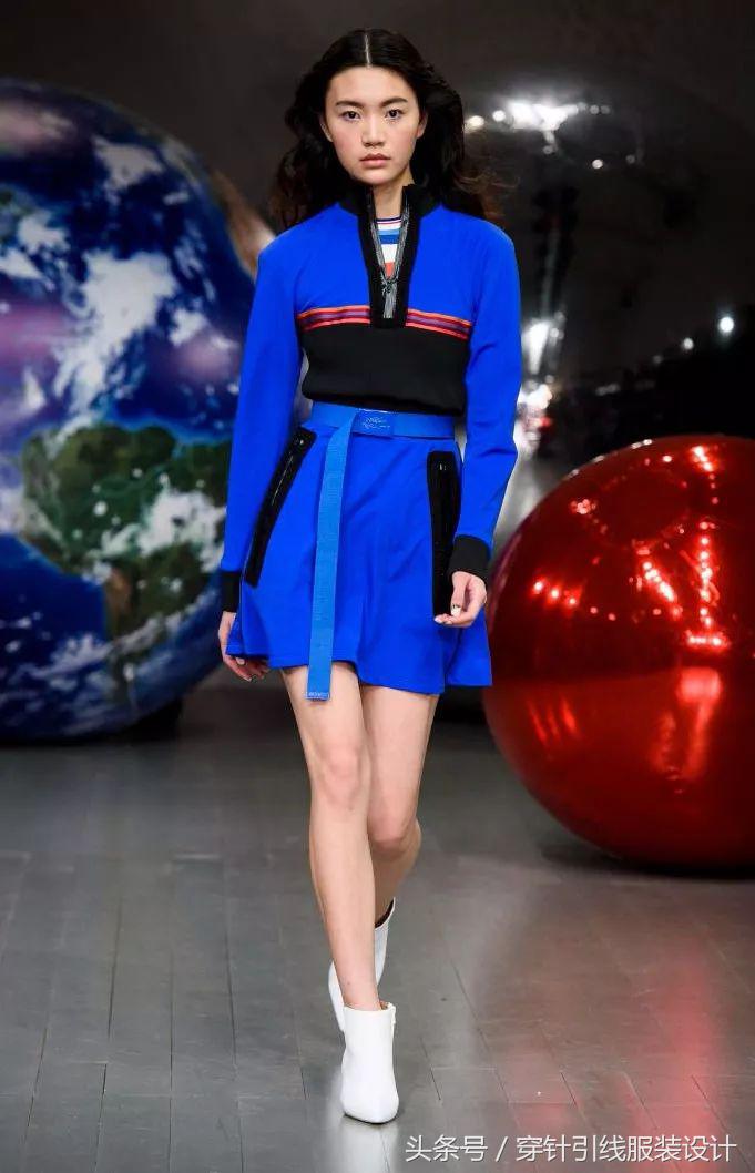 流行跑步运动套装,洋气时尚潮流设计师款运动套装