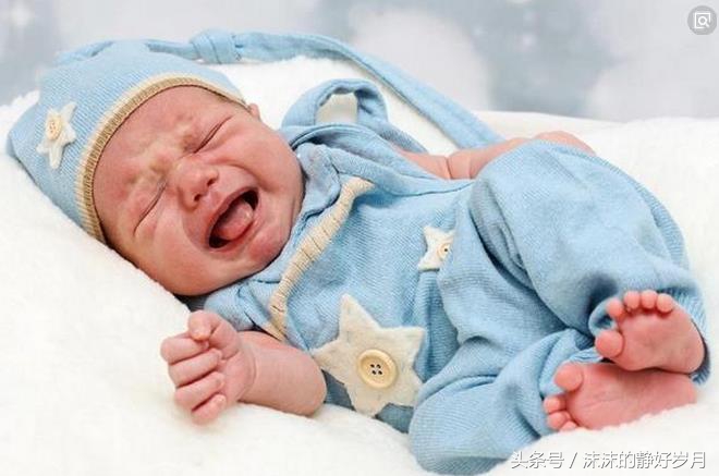 新生儿出生7天以后的注意事项,新生宝宝奇怪现象
