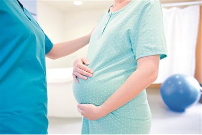 协和医院分娩痛苦,北京协和医院产科医生剖腹产