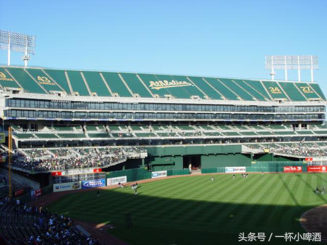 在美国橄榄球赚钱还是篮球赚钱,在橄榄球运动中能学到什么