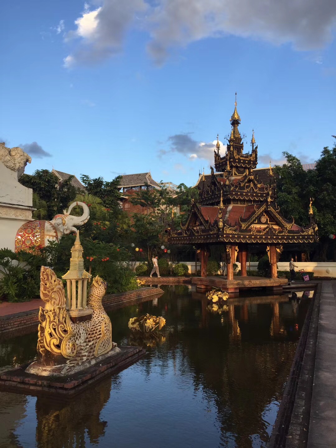 旅行就是心甘情愿花着钱受着罪,旅行只是为了找回自己