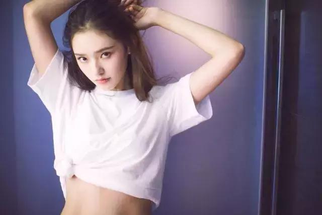 给范冰冰李宇春画同一种眉？画眉这事儿真不能copy