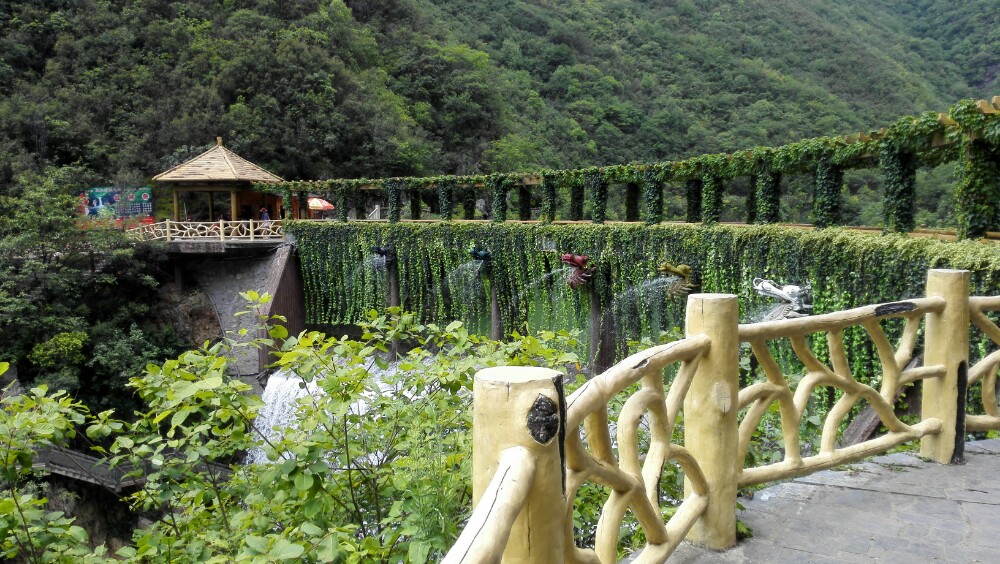 郧西五龙河大峡谷,湖北郧西五龙河