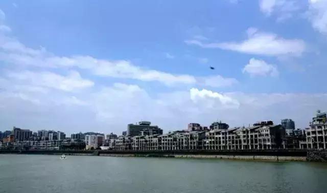 闊跺叧鑻忚嵎閰掑惂,闊跺叧鑻忚嵎閰掑惂浜嬩欢