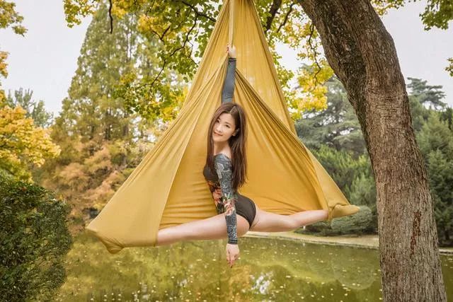 床上瘦腿动作大腿和小腿,瘦腿大腿前突小腿后突