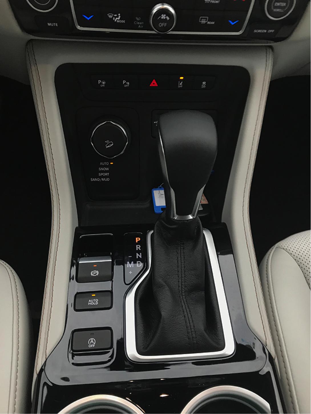 jeep大指挥官对比大众途昂,jeep大指挥官与途达