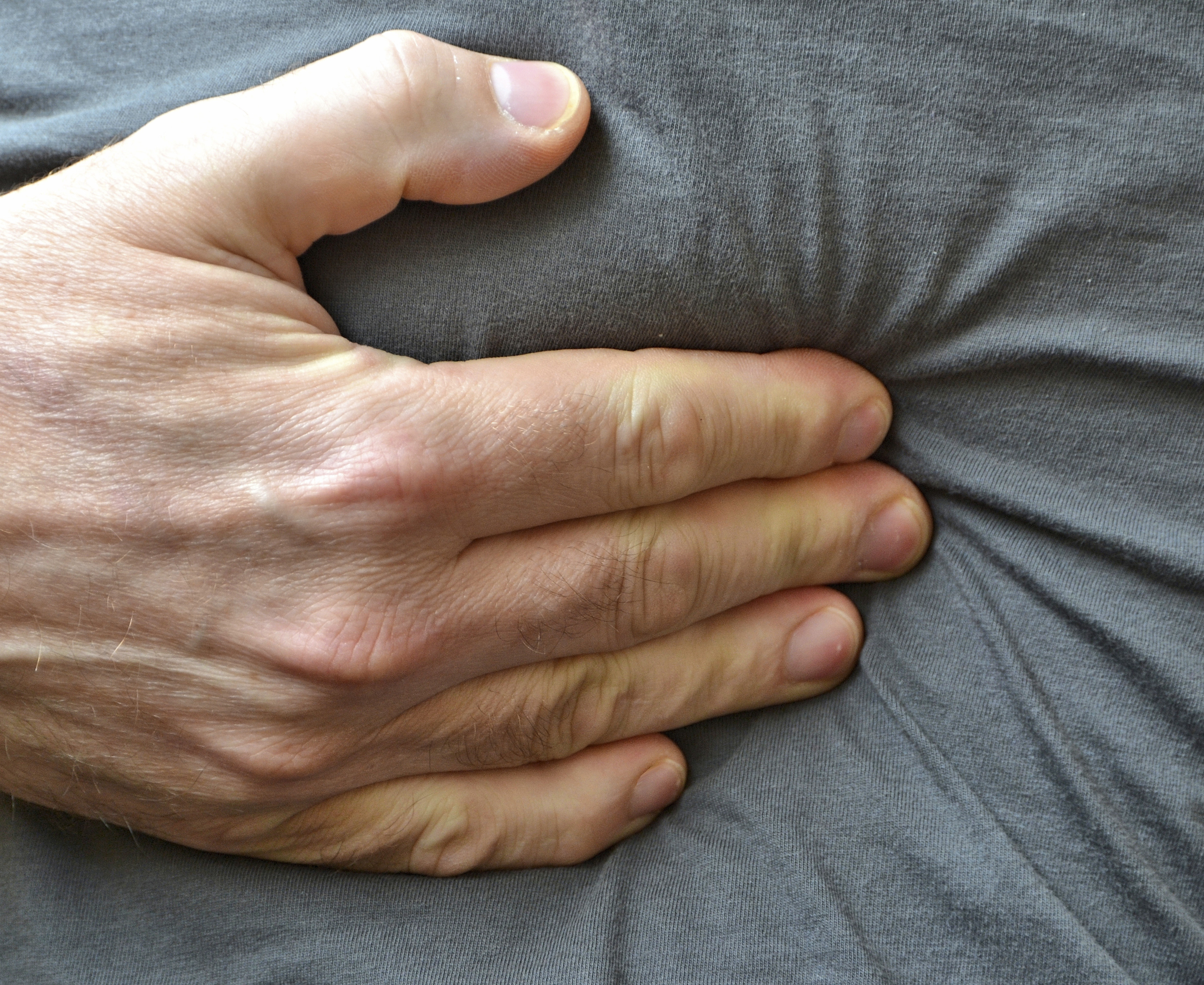 七种胃病,这5种胃痛或是胃癌信号