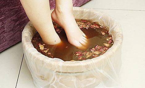 熬剩的中药渣原来还有这些作用,中药渣怎么处理才能长期使用