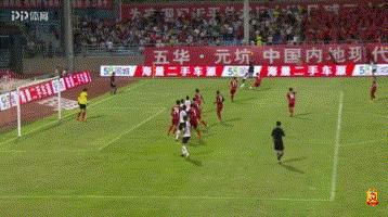 为爱前行｜足球之乡演绎精彩对决，武汉卓尔队客场0:0梅州客家队