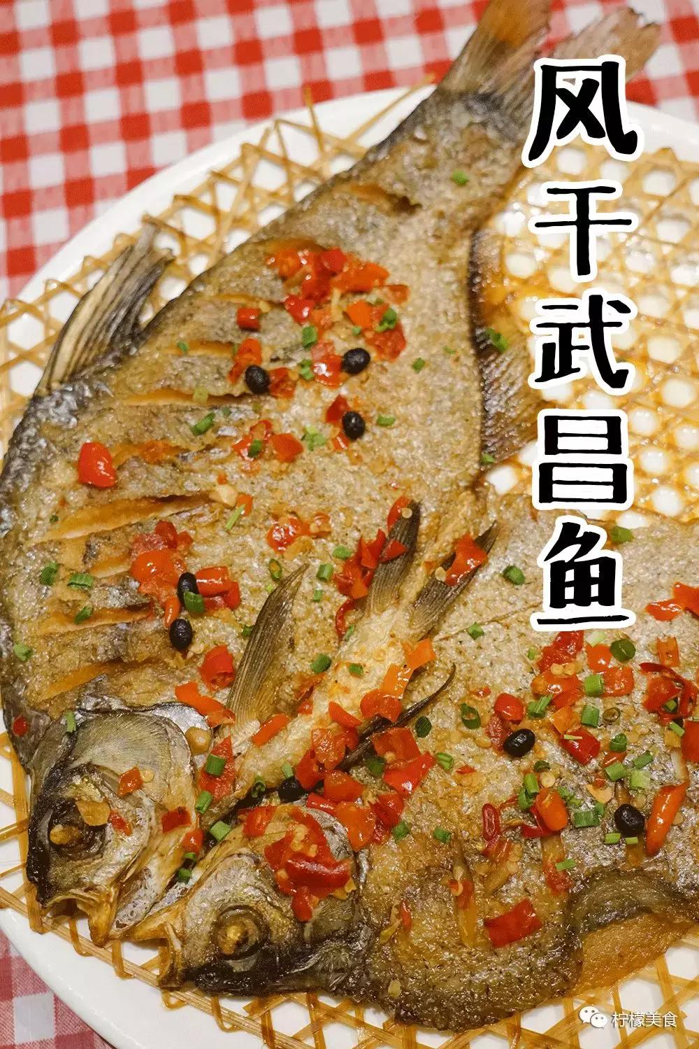 这家店很“丑”,还有一碗脏脏面