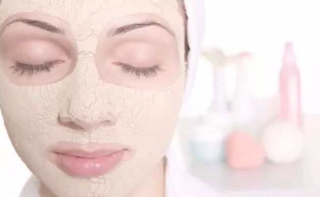 怎样做蜂蜜面膜,自己做蜂蜜面膜最简单的方法