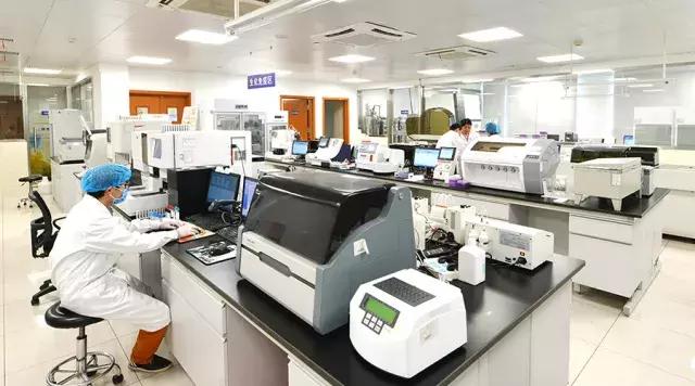 一紧张害怕就拉肚子是怎么回事,一紧张就上厕所小便是什么原因