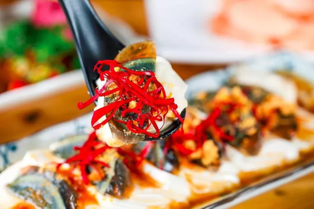 蛙哥被粉丝吊打的视频,网红蛙哥被打