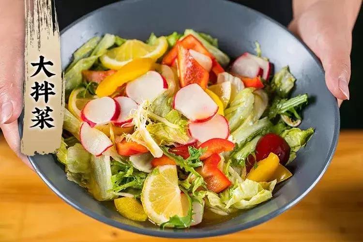 蛙哥被粉丝吊打的视频,网红蛙哥被打