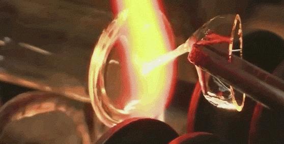 匠人匠心一事终一生,匠人匠心下一句是什么