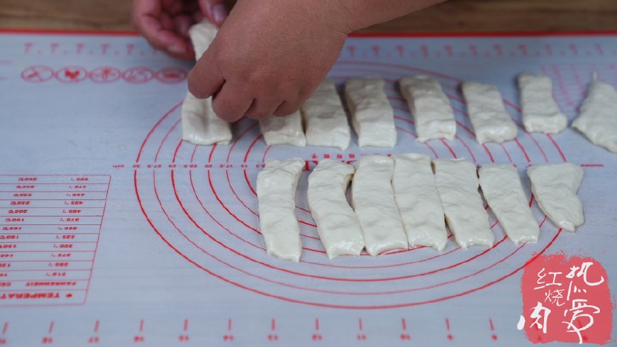 无铝蓬松大油条做法,空心大油条怎样做好吃