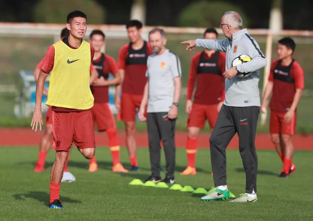 黄紫昌进4球视频,73分钟扳平比分替补上场的黄紫昌