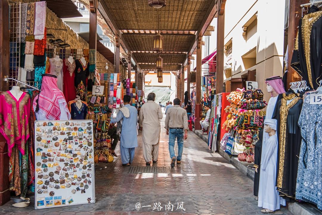 中国人到迪拜受欢迎吗,为什么要去迪拜买黄金