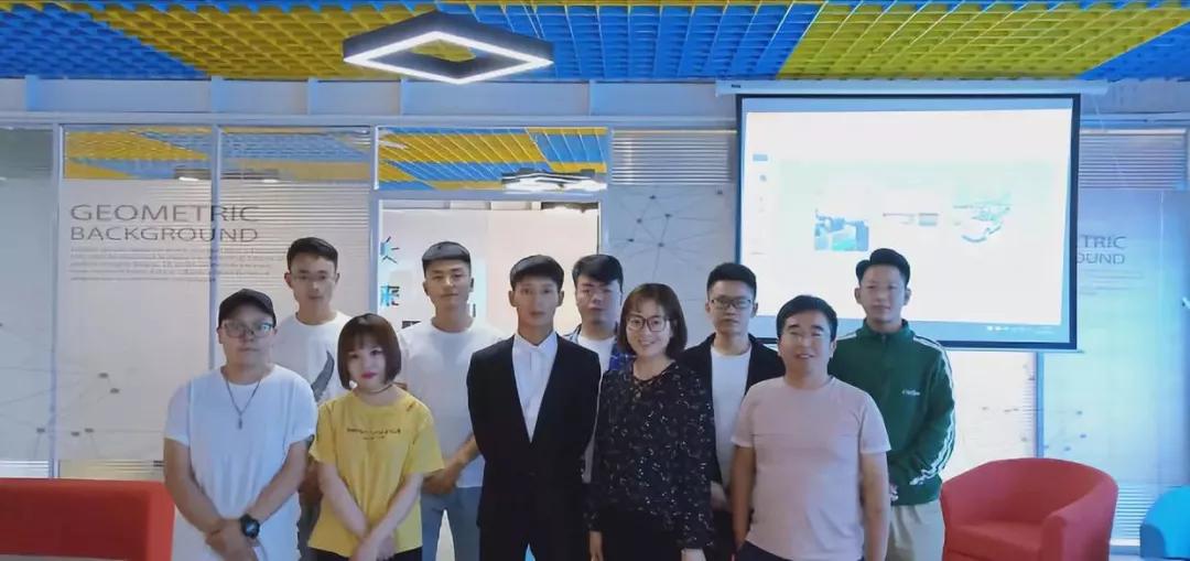 身边的榜样谈创业—创业英雄进校园报告会圆满举行