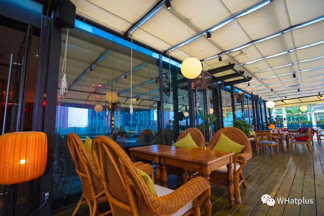 曼谷深夜美食冬阴功,曼谷好吃冬阴功海鲜