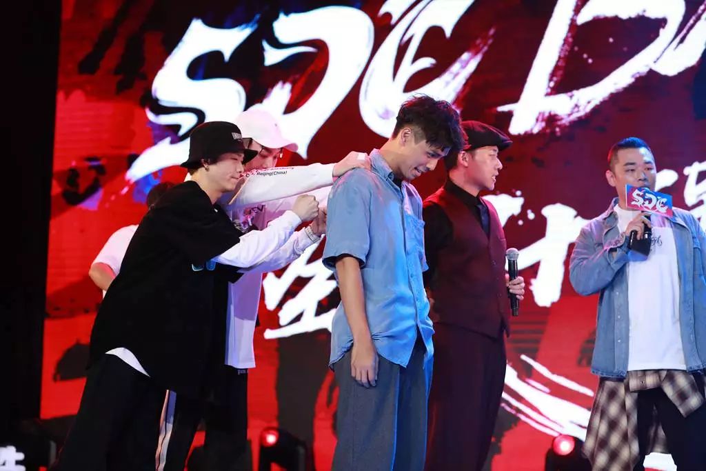 这就是街舞100进49韩宇battle,这就是街舞4抢位赛韩宇