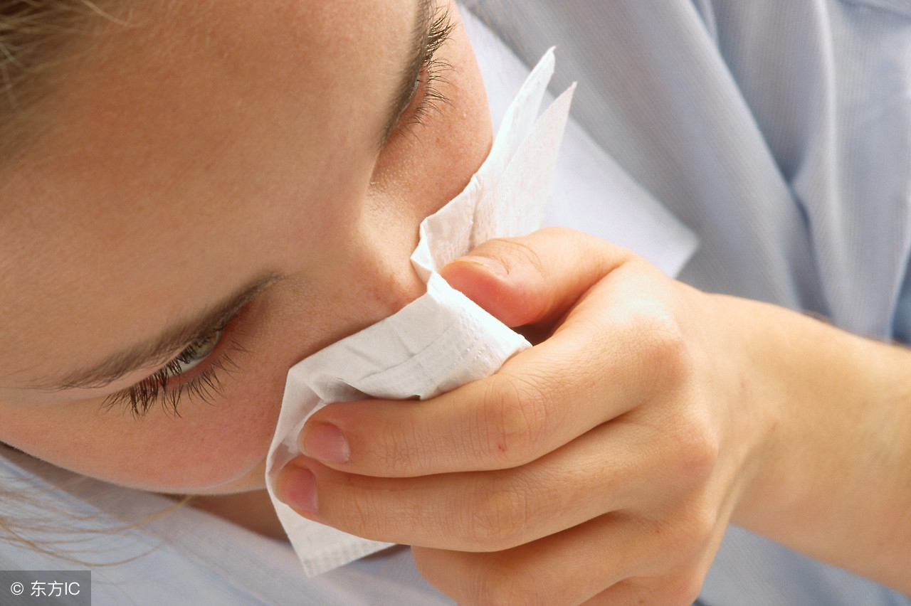 为什么会得过敏性鼻炎中医怎么讲,中医治过敏性鼻炎拿很多药吗