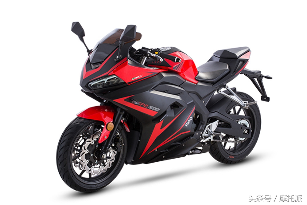 中国不只有嘻哈,看台媒如何评价浙江三线摩企的“致敬”系列