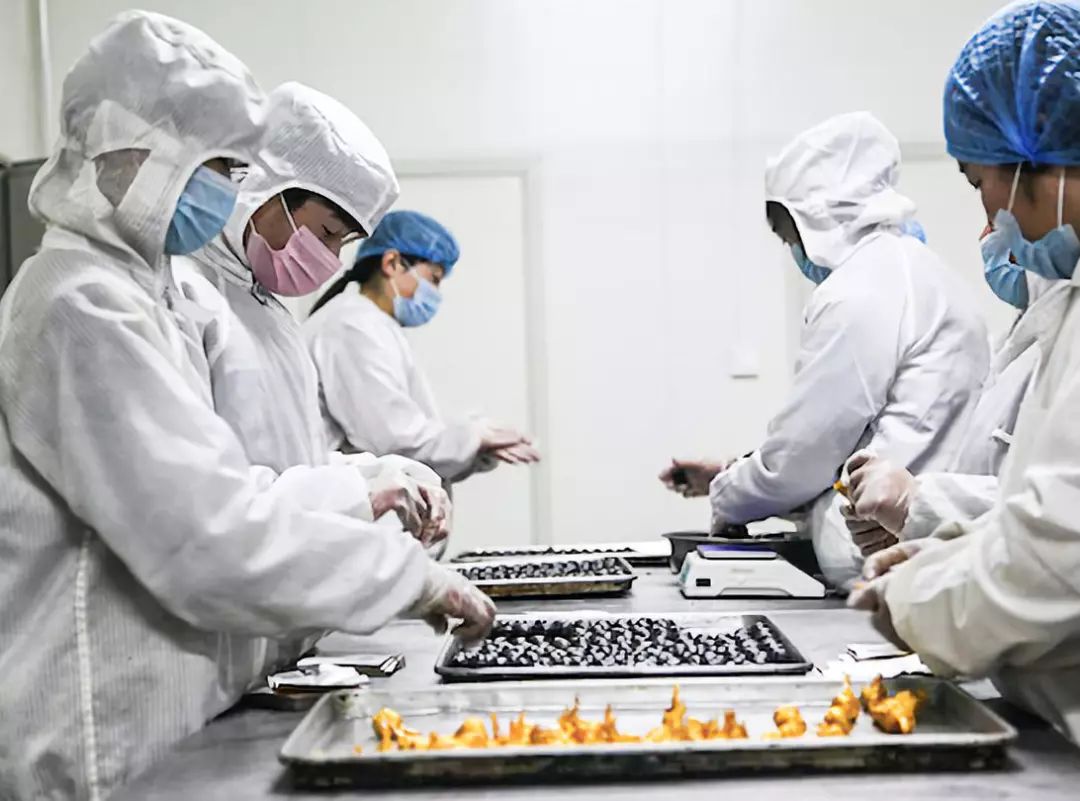 压力大掉头发吃点啥水果,压力大脱发吃b2有用吗