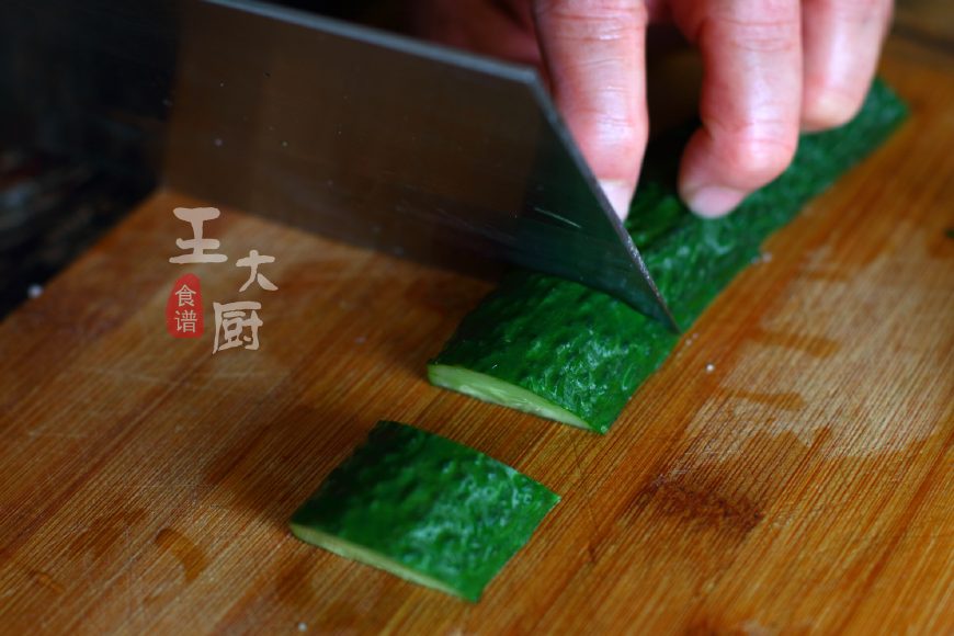 黄瓜炒鸡蛋最常见的家常做法,黄瓜炒鸡蛋最简单的做法