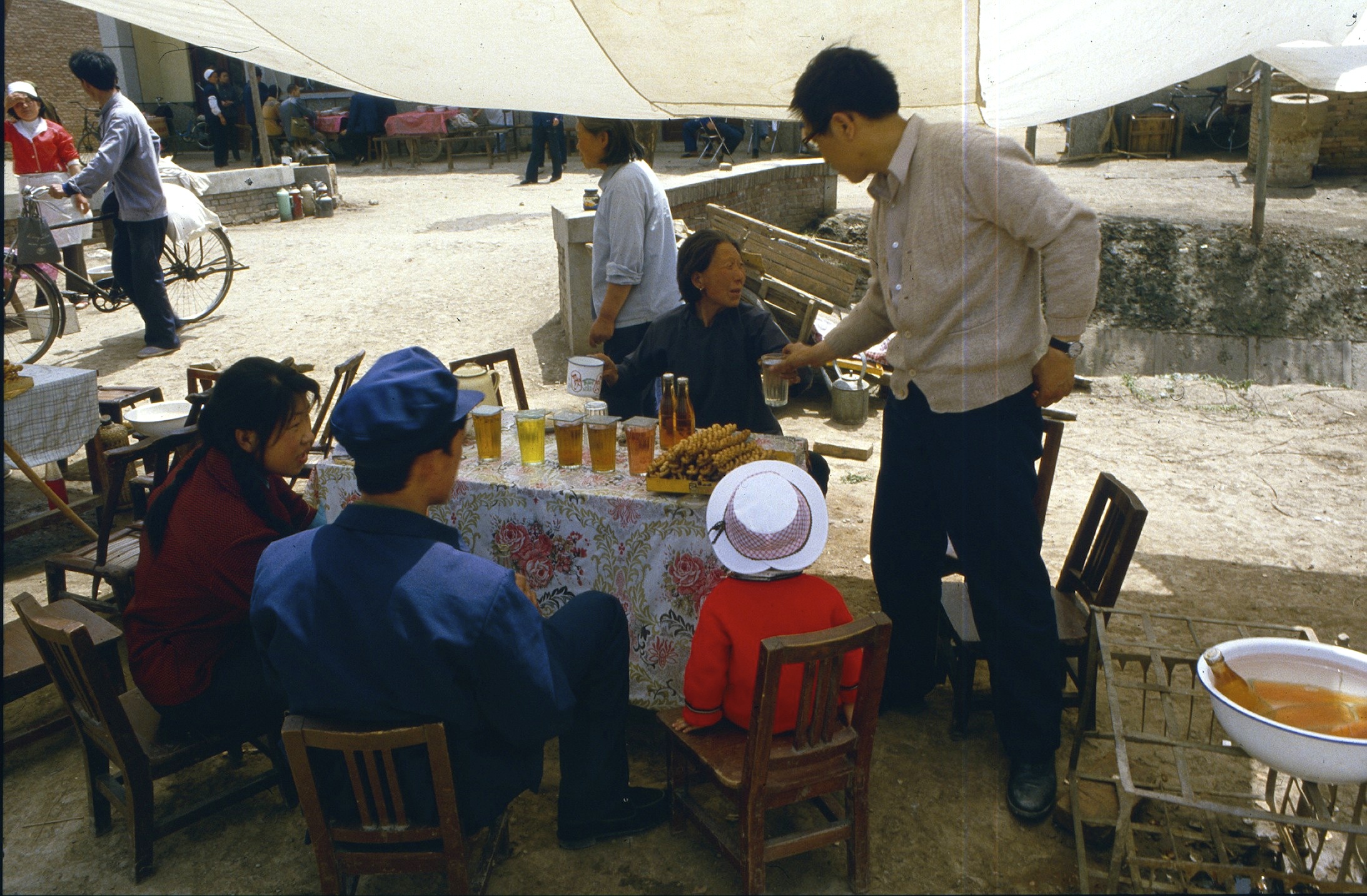 1980年的100块钱相当于现在多少钱,80年100元相当于2022年多少钱