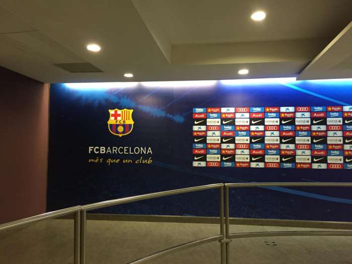 为什么巴萨主场不是诺坎普,感受一下巴萨主场诺坎普的魅力