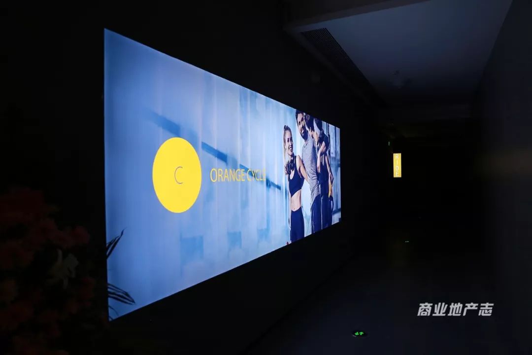 300张图片拼图,成都悠方可口可乐